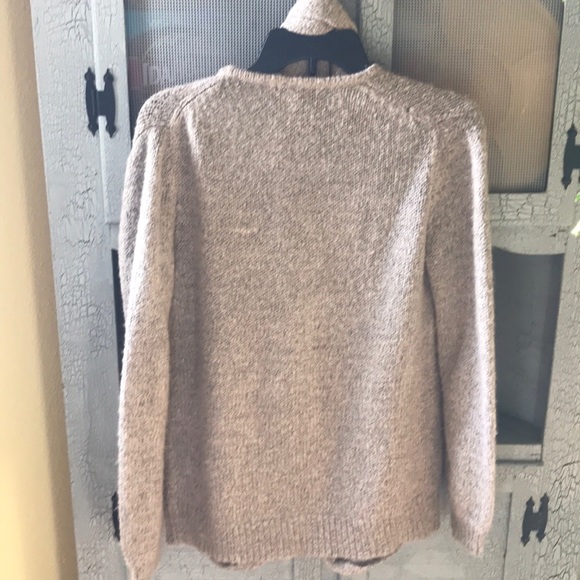 Forever 21 Sweater - Picture 7 of 7